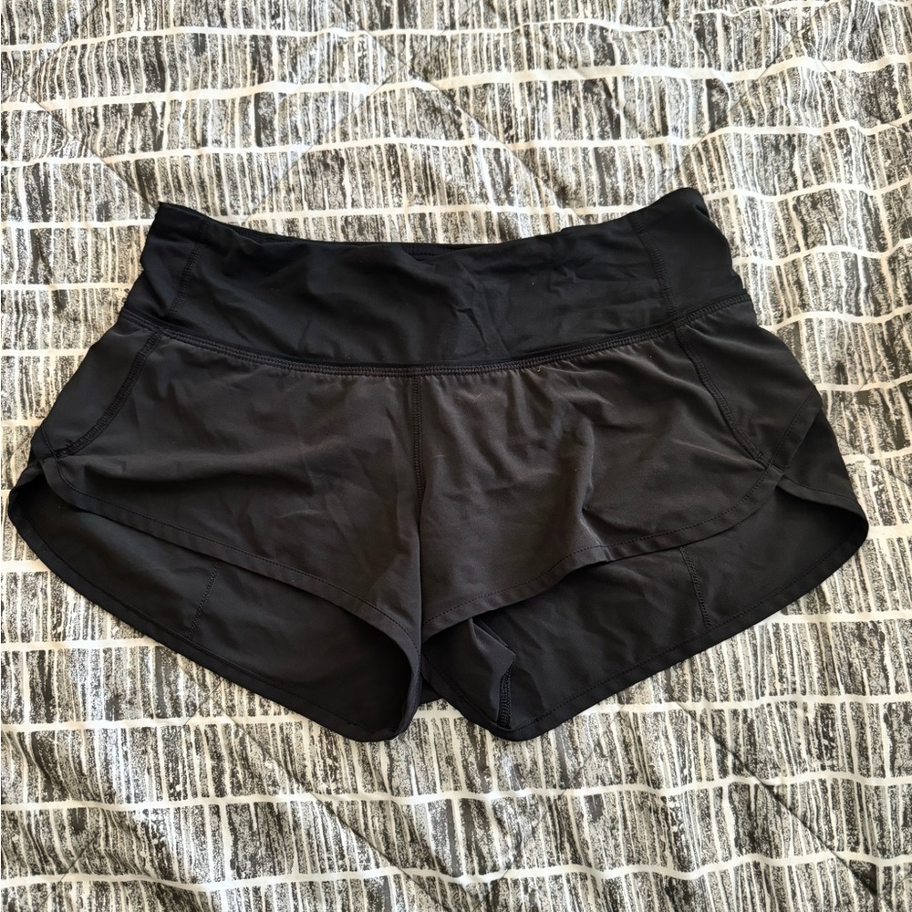 Women’s Lululemon shorts size 4